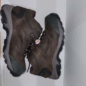 Men's -New Balance 978 ---Size:11 4E (extra wide)